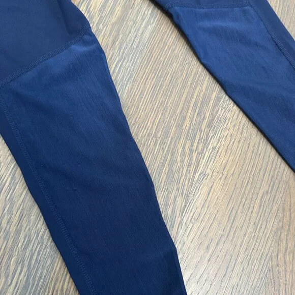 Nike Pro Dri-Fit Leggings with Mesh detail - Size Small - Picture 6 of 11